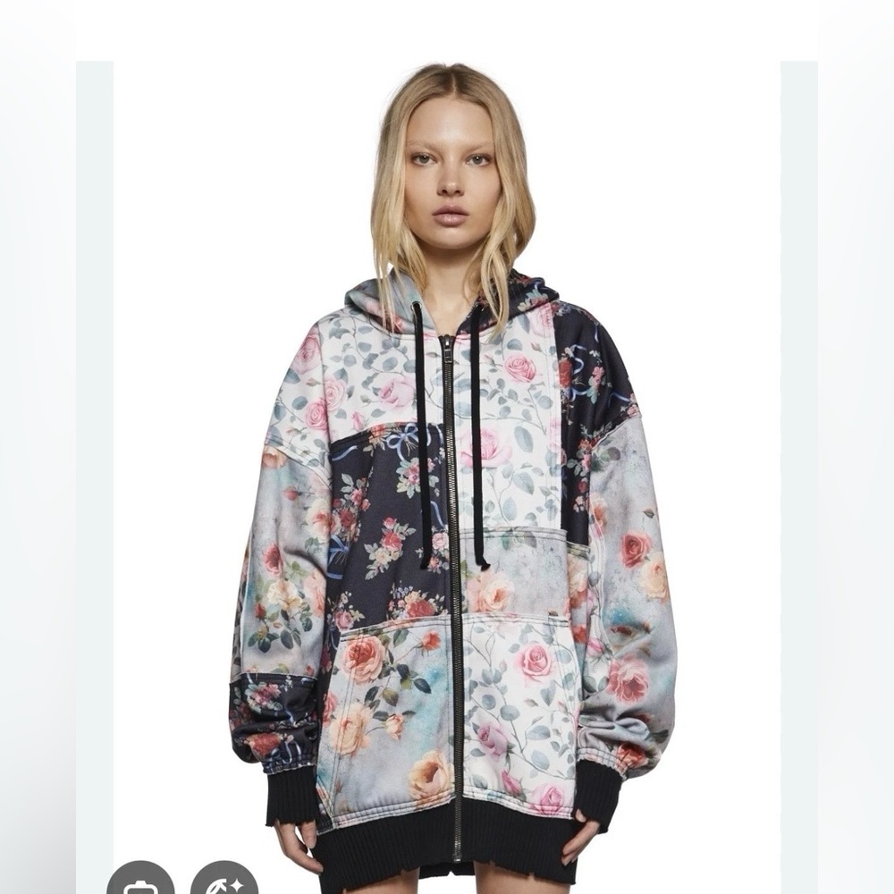 DOLLS KILL’s “Current Mood”heavyweight zip-up hoodie; floral patch design XL
